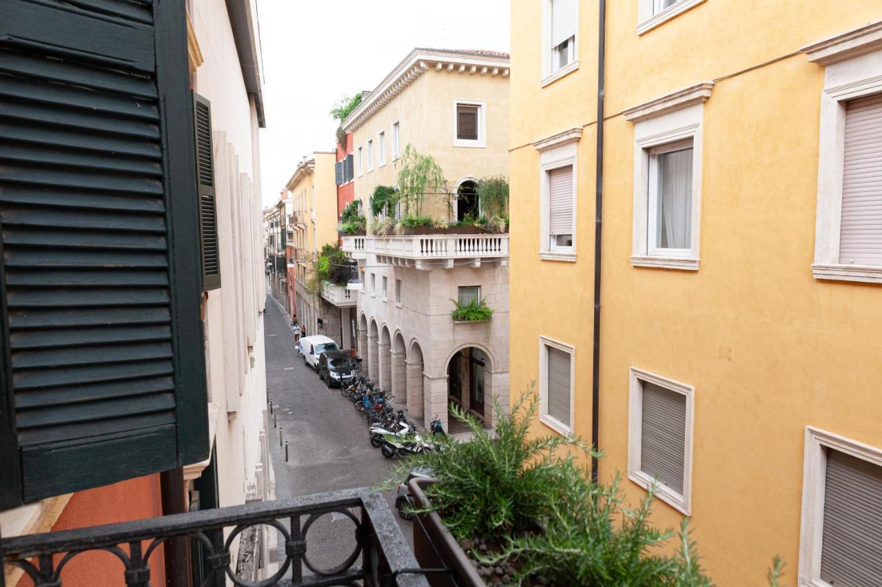 Residenza Catullo Hotel Verona Buitenkant foto