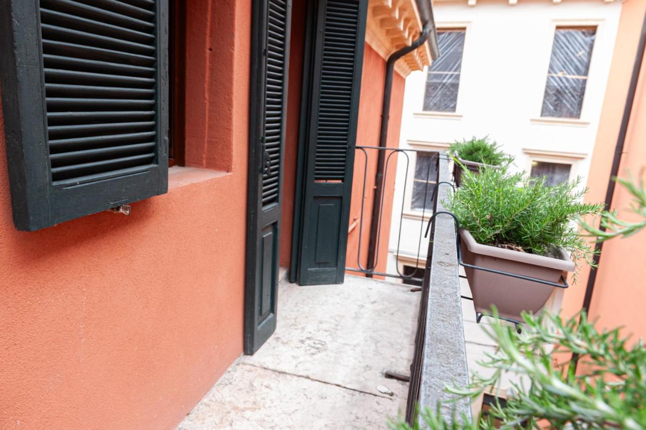 Residenza Catullo Hotel Verona Buitenkant foto
